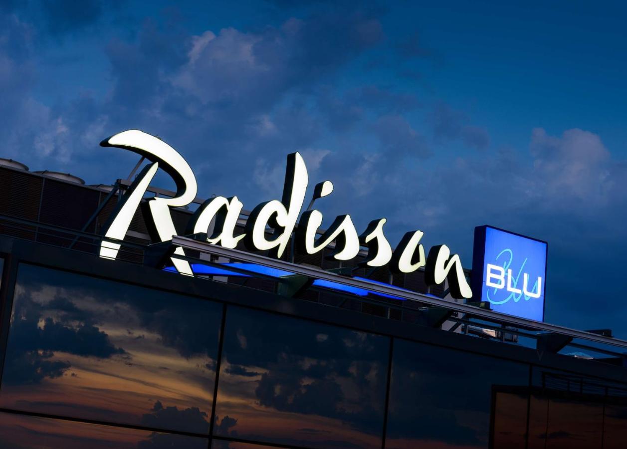 Radisson Blu Hotel Moscow Sheremetyevo Airport Chimki Buitenkant foto